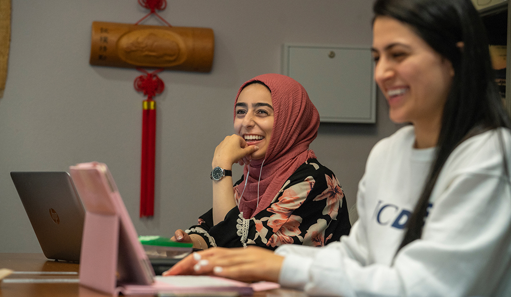women study on UC Davis campus