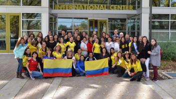 TOEFL Colombia group photo