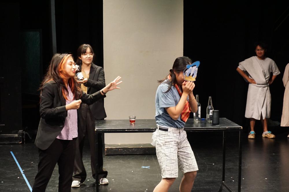 GSP drama students perform on stage