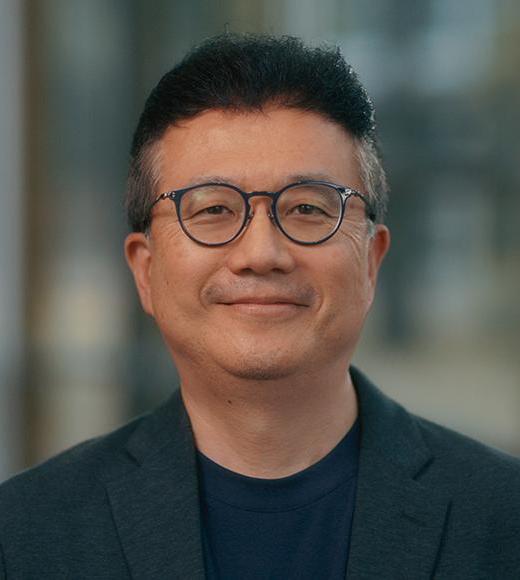 Headshot of Nari Fujita